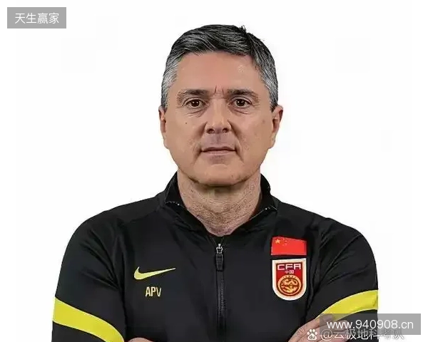 袁甲：重庆铜梁龙选刘建业带队征战中超，我很意外但钦佩这种勇气